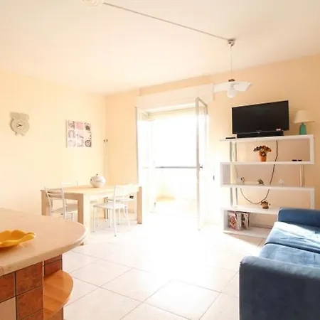 100 Metri Dal Mare Holidayz Apartment
